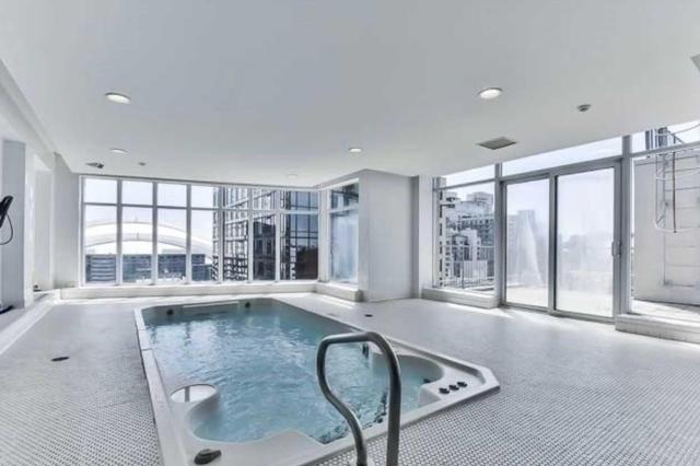 431 - 250 Wellington St W, Condo with 1 bedrooms, 1 bathrooms and null parking in Toronto ON | Image 14
