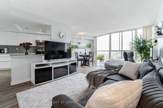 1506 - 1360 Rathburn Rd E, Condo with 2 bedrooms, 2 bathrooms and 1 parking in Mississauga ON | Image 3