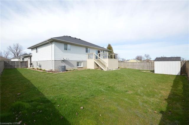 8039 Gardiner Crescent Crescent, House detached with 4 bedrooms, 2 bathrooms and 6 parking in Amherstburg ON | Image 18
