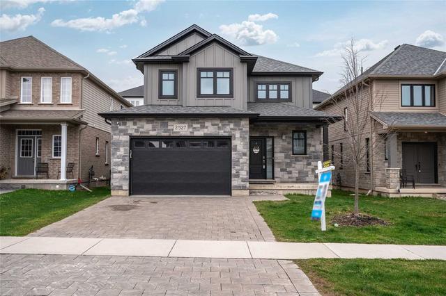 2527 Holbrook Dr, House detached with 3 bedrooms, 4 bathrooms and 4 parking in London ON | Image 1