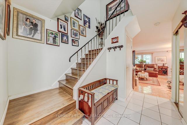 10 Knightsbridge Way, Townhouse with 3 bedrooms, 3 bathrooms and 2 parking in Markham ON | Image 22