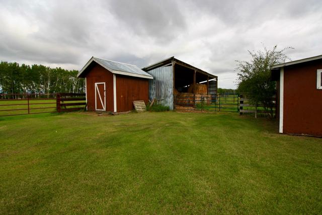17035 Twp Rd 1092, House detached with 4 bedrooms, 2 bathrooms and null parking in Mackenzie County AB | Image 43