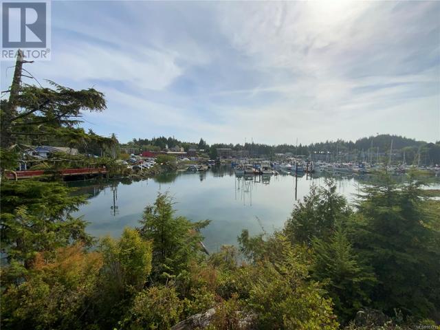 802 - 1971 Harbour Dr, Condo with 1 bedrooms, 1 bathrooms and 1 parking in Ucluelet BC | Image 11