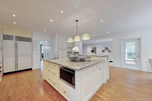 1 Sunny Rose Crt, House detached with 4 bedrooms, 5 bathrooms and 10 parking in Whitby ON | Image 5