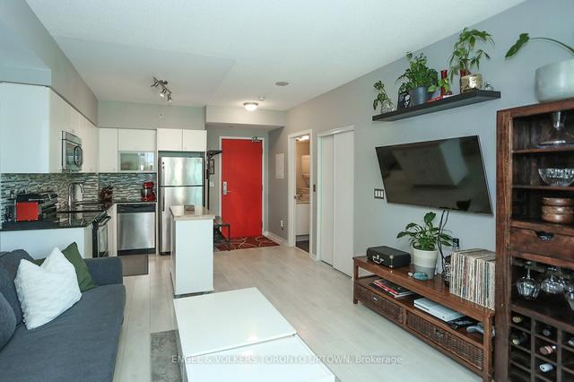 313 - 69 Lynn Williams St, Condo with 1 bedrooms, 1 bathrooms and 1 parking in Toronto ON | Image 2