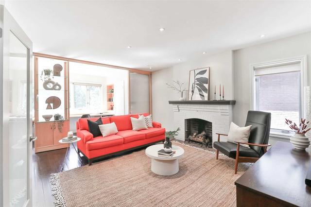 266 Sheldrake Blvd, House detached with 4 bedrooms, 4 bathrooms and 1 parking in Toronto ON | Image 18