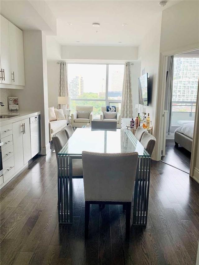 717 - 23 Glebe Rd W, Condo with 2 bedrooms, 2 bathrooms and 1 parking in Toronto ON | Image 18