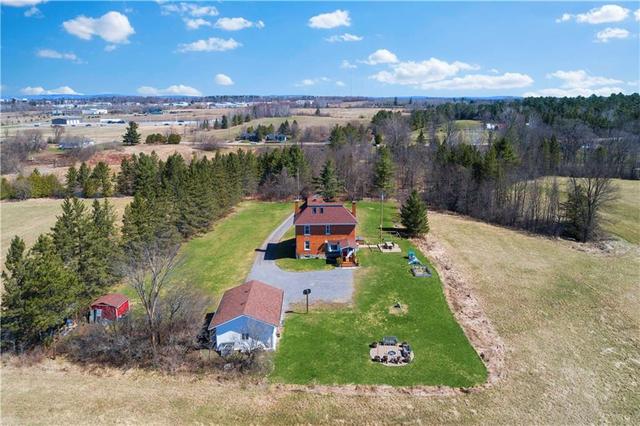186 Mud Lake Road, House detached with 5 bedrooms, 3 bathrooms and 8 parking in Pembroke ON | Image 6