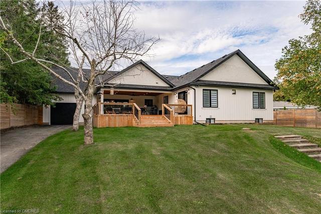 2560 2nd Side Road, House detached with 6 bedrooms, 5 bathrooms and 12 parking in Burlington ON | Image 29