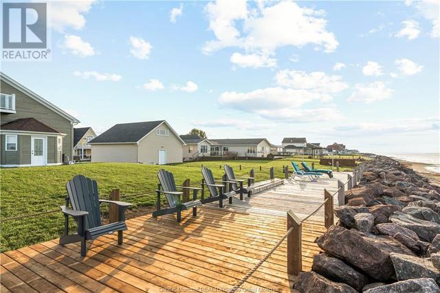 56 Sur L'ocean St, House detached with 3 bedrooms, 2 bathrooms and null parking in Beaubassin East NB | Image 9