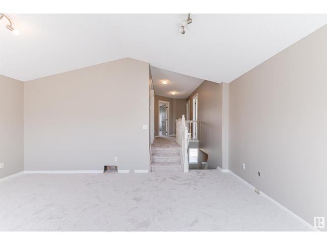 7716 8 Av Sw, House detached with 4 bedrooms, 3 bathrooms and null parking in Edmonton AB | Image 26