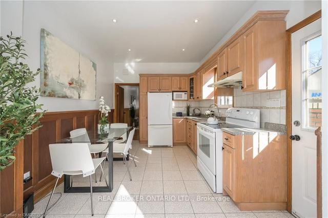 7 Moutray St, House semidetached with 2 bedrooms, 2 bathrooms and 1 parking in Toronto ON | Image 12