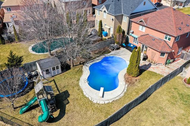 30 Willow Heights Crt, House detached with 3 bedrooms, 4 bathrooms and 6 parking in Brampton ON | Image 35