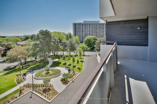 504 - 80 Inverlochy Blvd, Condo with 3 bedrooms, 2 bathrooms and 1 parking in Markham ON | Image 14