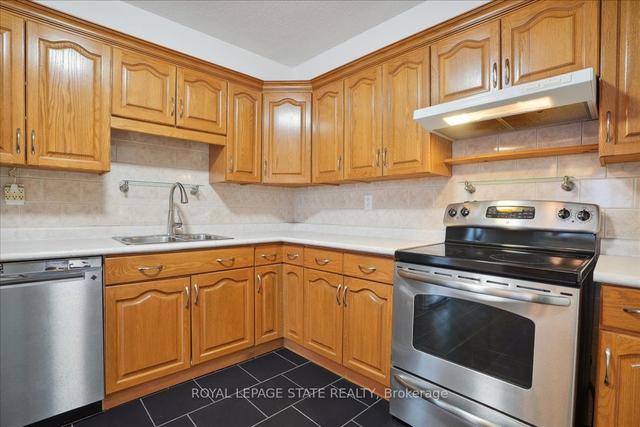 404 - 301 Frances Ave, Condo with 3 bedrooms, 2 bathrooms and 1 parking in Hamilton ON | Image 23