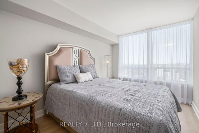 909 - 120 Promenade Circ, Condo with 2 bedrooms, 2 bathrooms and 2 parking in Vaughan ON | Image 11
