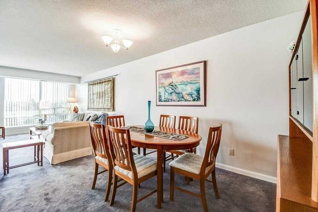 507 - 96 Fifeshire Rd, Condo with 2 bedrooms, 2 bathrooms and 1 parking in Toronto ON | Image 3