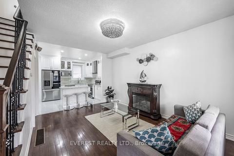 279 Old Weston Rd, House detached with 3 bedrooms, 2 bathrooms and 1 parking in Toronto ON | Card Image