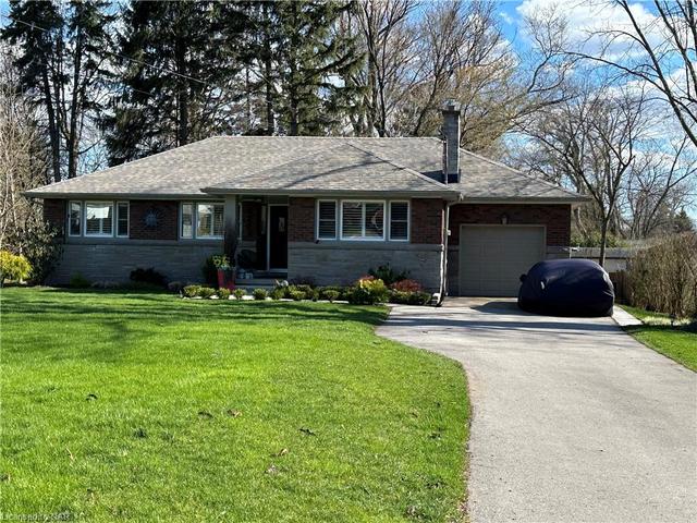 6040 Clare Crescent, House detached with 3 bedrooms, 2 bathrooms and 4 parking in Niagara Falls ON | Image 1