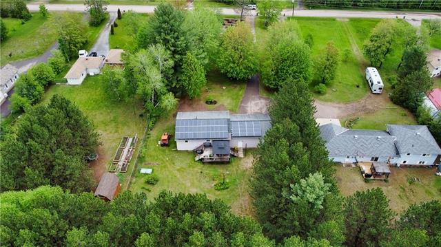 70 Sylvan Drive, House detached with 3 bedrooms, 2 bathrooms and 3 parking in Petawawa ON | Image 4
