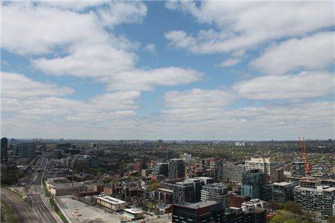 4010 - 21 Iceboat Terr, Condo with 1 bedrooms, 1 bathrooms and 1 parking in Toronto ON | Image 10