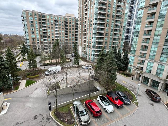 605 - 1 Pemberton Ave, Condo with 1 bedrooms, 1 bathrooms and 1 parking in Toronto ON | Image 4