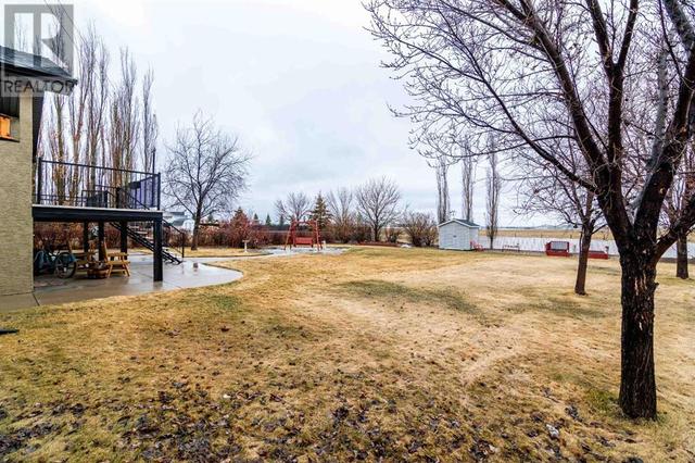372, East 6 Avenue, House detached with 5 bedrooms, 3 bathrooms and 5 parking in Cypress County AB | Image 28