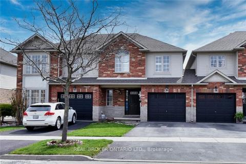 20 Gage St, Grimsby, ON, L3M5E4 | Card Image