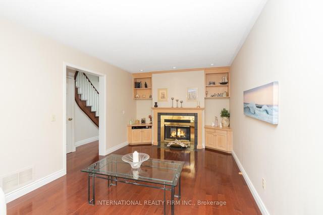 11 Nymark Pl, House detached with 4 bedrooms, 3 bathrooms and 6 parking in Brampton ON | Image 5
