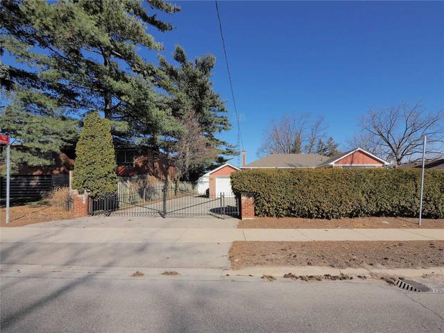 4380 Lawrence Ave E, House detached with 3 bedrooms, 2 bathrooms and 6 parking in Toronto ON | Image 21