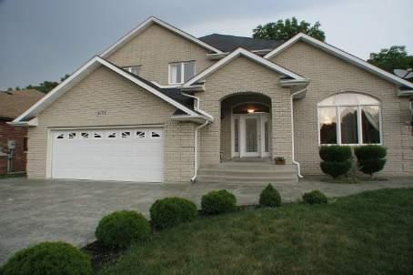 3656 Inglewood Ave, Home with 4 bedrooms, 4 bathrooms and 2 parking in Windsor ON | Image 1