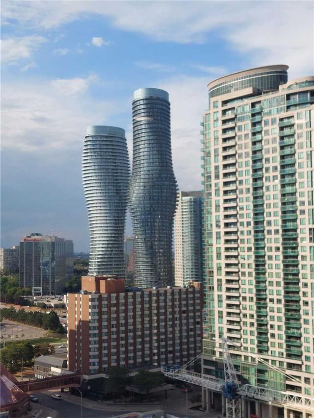 1905 - 3605 Kariya Dr, Condo with 2 bedrooms, 2 bathrooms and 1 parking in Mississauga ON | Image 9