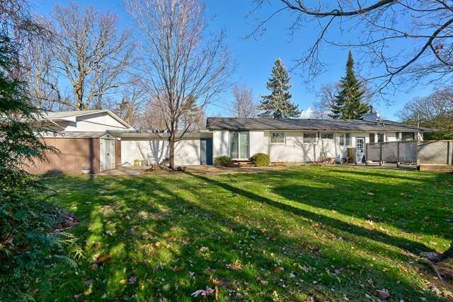 1258 Hollyfield Cres, House detached with 3 bedrooms, 2 bathrooms and 4 parking in Oakville ON | Image 17