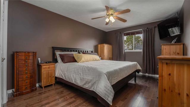 34 Anastasia Cres, House detached with 1 bedrooms, 2 bathrooms and 3 parking in Brantford ON | Image 21