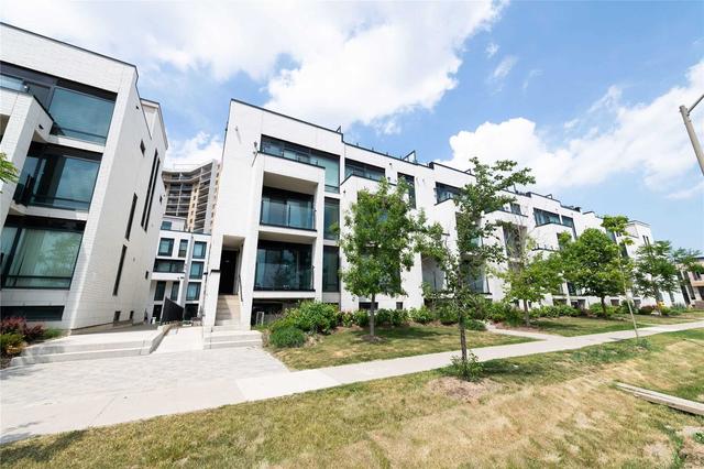 519 - 142 Widdicombe Hill Blvd, Townhouse with 2 bedrooms, 2 bathrooms and 1 parking in Toronto ON | Image 5