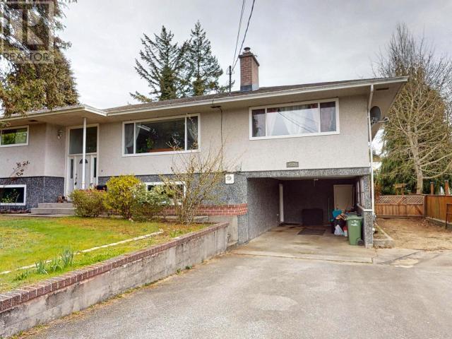 4588 Golden Ave, House detached with 5 bedrooms, 3 bathrooms and 1 parking in Powell River BC | Image 47