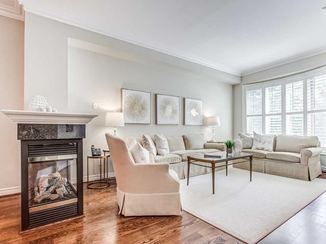 94 Pleasant Blvd, Townhouse with 3 bedrooms, 3 bathrooms and 2 parking in Toronto ON | Image 22