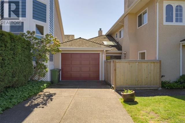 26 - 416 Dallas Rd, House attached with 2 bedrooms, 3 bathrooms and null parking in Victoria BC | Image 38