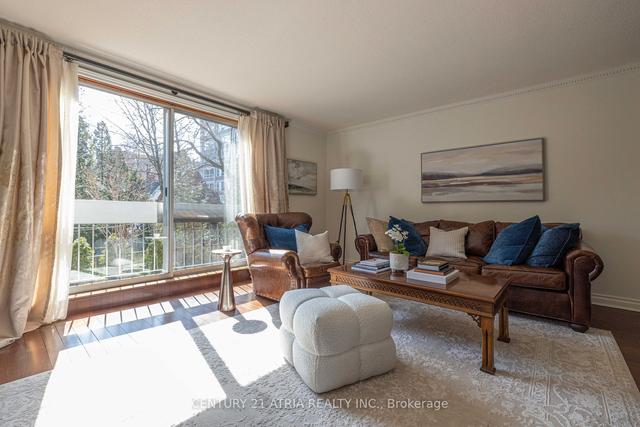 th4 - 28 Admiral Rd, Townhouse with 3 bedrooms, 3 bathrooms and 1 parking in Toronto ON | Image 4