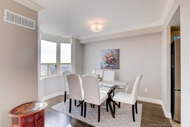 1402 - 30 Malta Ave, Condo with 3 bedrooms, 2 bathrooms and 1 parking in Brampton ON | Image 3