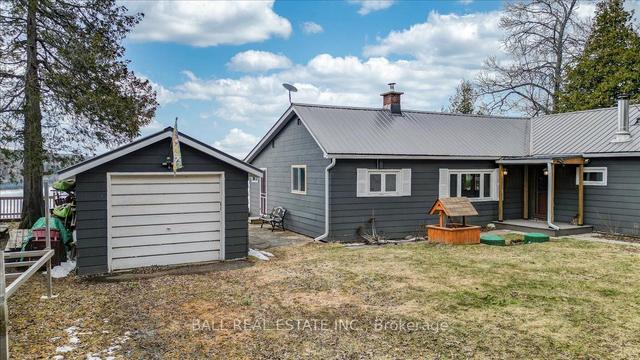 42195 Combermere Rd, House detached with 3 bedrooms, 1 bathrooms and 10 parking in Madawaska Valley ON | Image 17