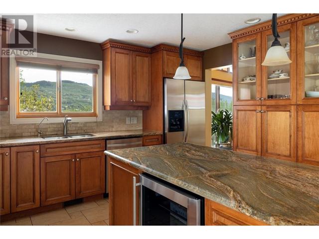 7850 Old Kamloops Road, House detached with 4 bedrooms, 3 bathrooms and 12 parking in North Okanagan B BC | Image 15