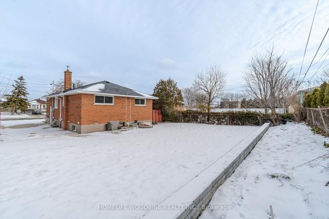 107 Winchester Blvd, House detached with 3 bedrooms, 2 bathrooms and 3 parking in Hamilton ON | Image 24