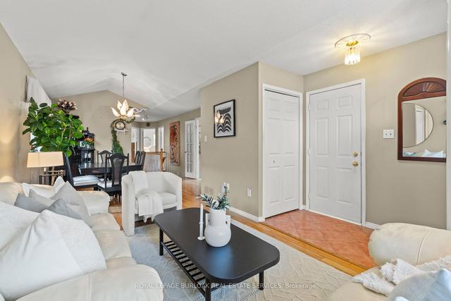 2892 Darien Rd, House detached with 3 bedrooms, 2 bathrooms and 3 parking in Burlington ON | Image 38