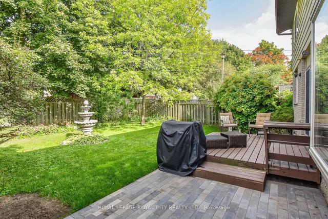 236 Ironwood Rd, House detached with 3 bedrooms, 4 bathrooms and 4 parking in Guelph ON | Image 25