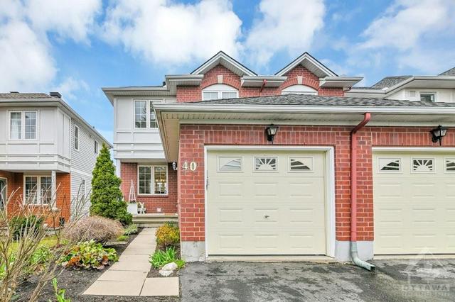 40 Celebration Street, Townhouse with 3 bedrooms, 2 bathrooms and 3 parking in Ottawa ON | Image 1