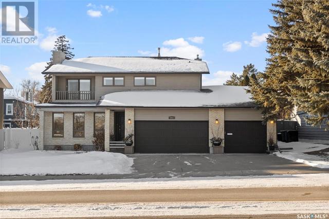 255 Whiteswan Drive, House detached with 4 bedrooms, 4 bathrooms and null parking in Saskatoon SK | Image 1