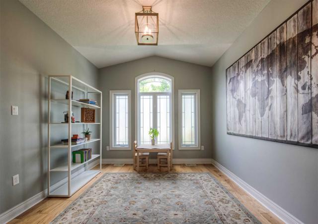 29 Westra Dr, House detached with 4 bedrooms, 3 bathrooms and 4 parking in Guelph ON | Image 29
