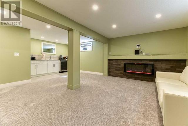 47 Haddock Road Sw, House detached with 4 bedrooms, 3 bathrooms and 1 parking in Calgary AB | Image 24