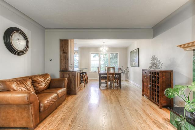 540 Sunderland Avenue Sw, House detached with 3 bedrooms, 2 bathrooms and 2 parking in Calgary AB | Image 10